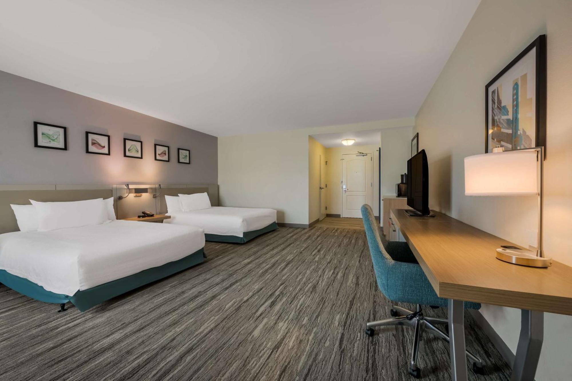 Hilton Garden Inn Rockford Exterior photo
