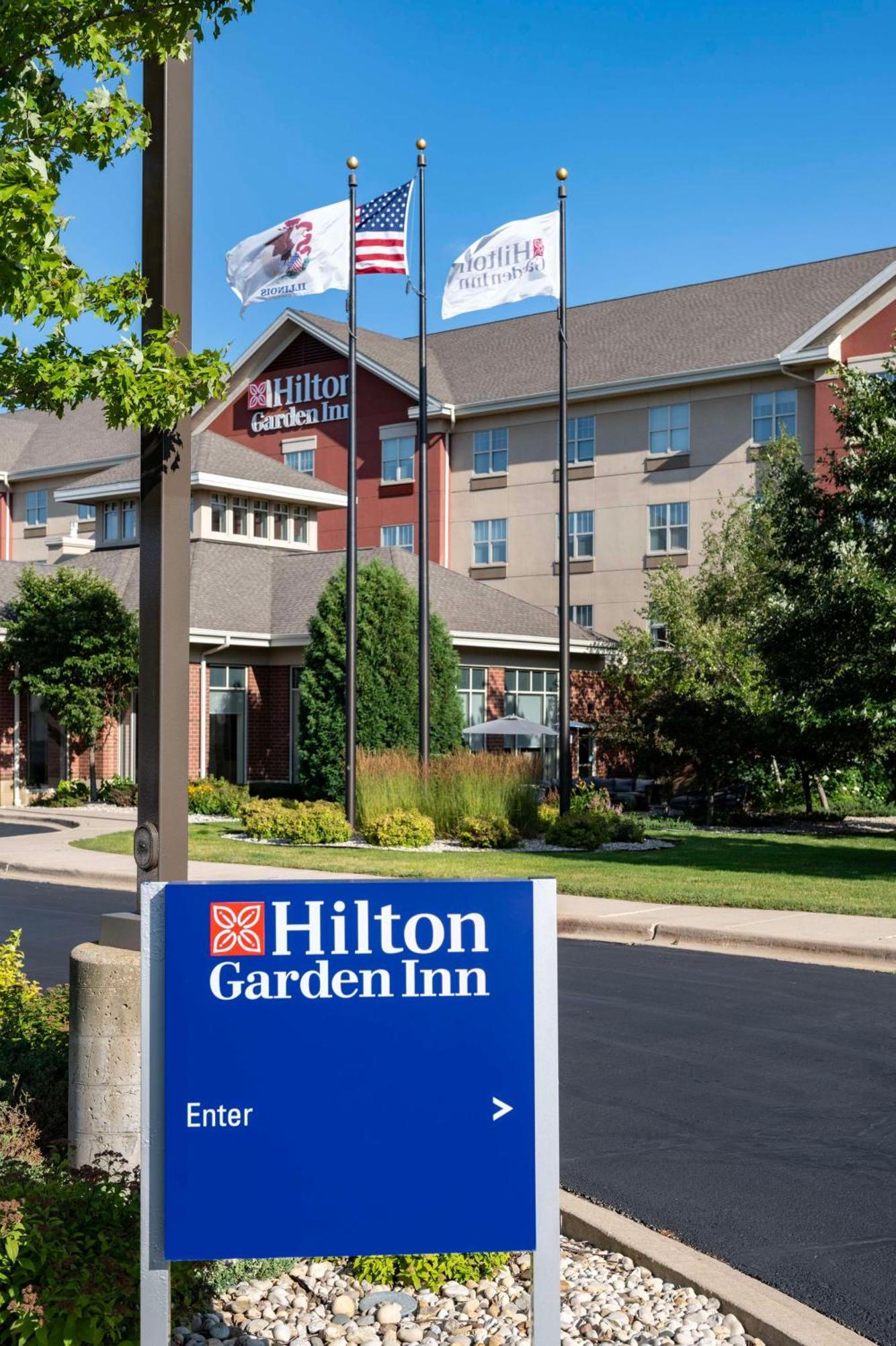 Hilton Garden Inn Rockford Exterior photo